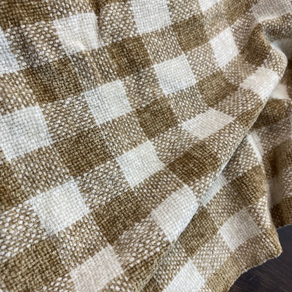Plaid Scarf - Picture 5 of 9